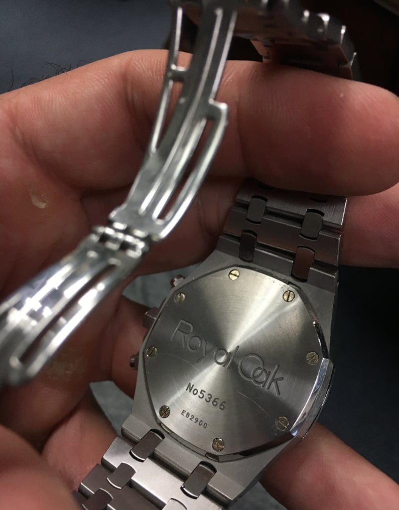 2nd image of Audemars Piguet Wristwatch, PreOwned condition