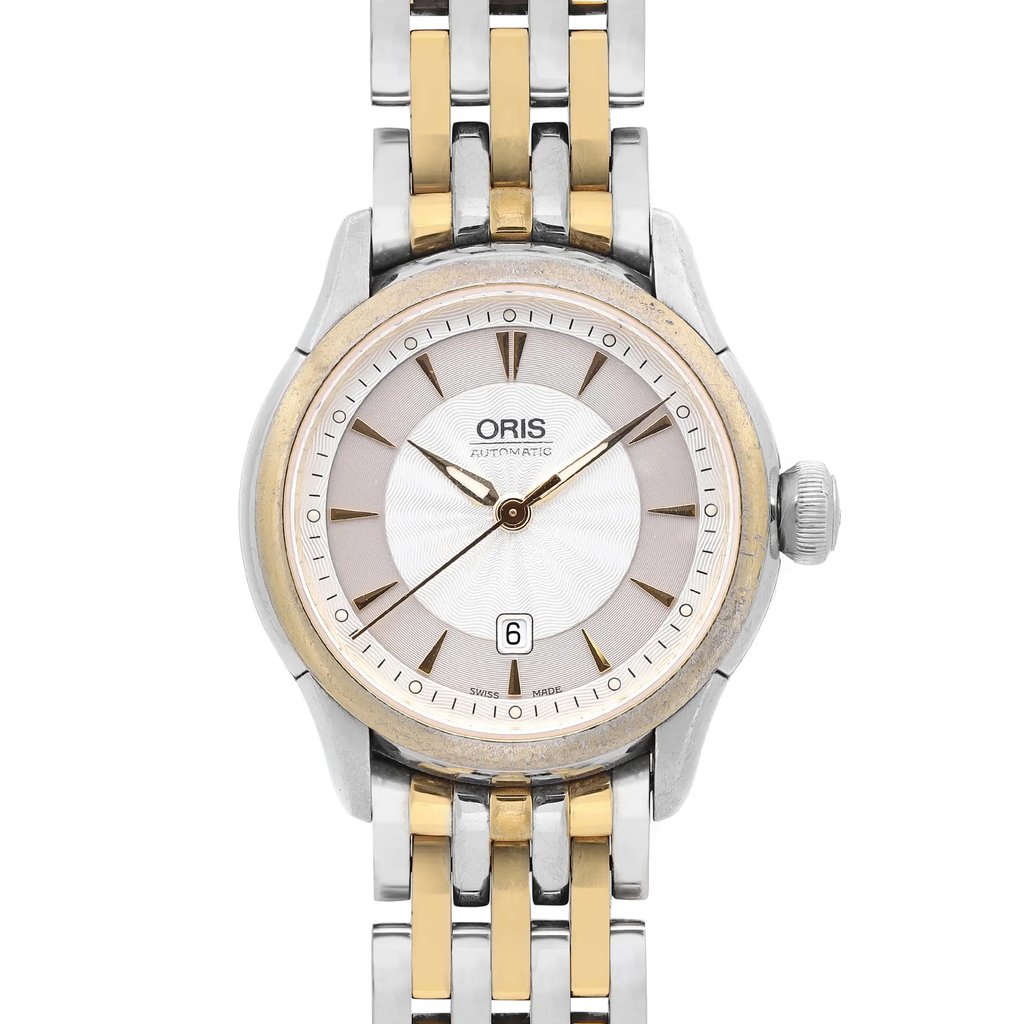 Up Close Front Facing Picture Of Oris 01 561 7604 4351-07 8 16 74 Stainless Steel Watch Pre Owned Condition