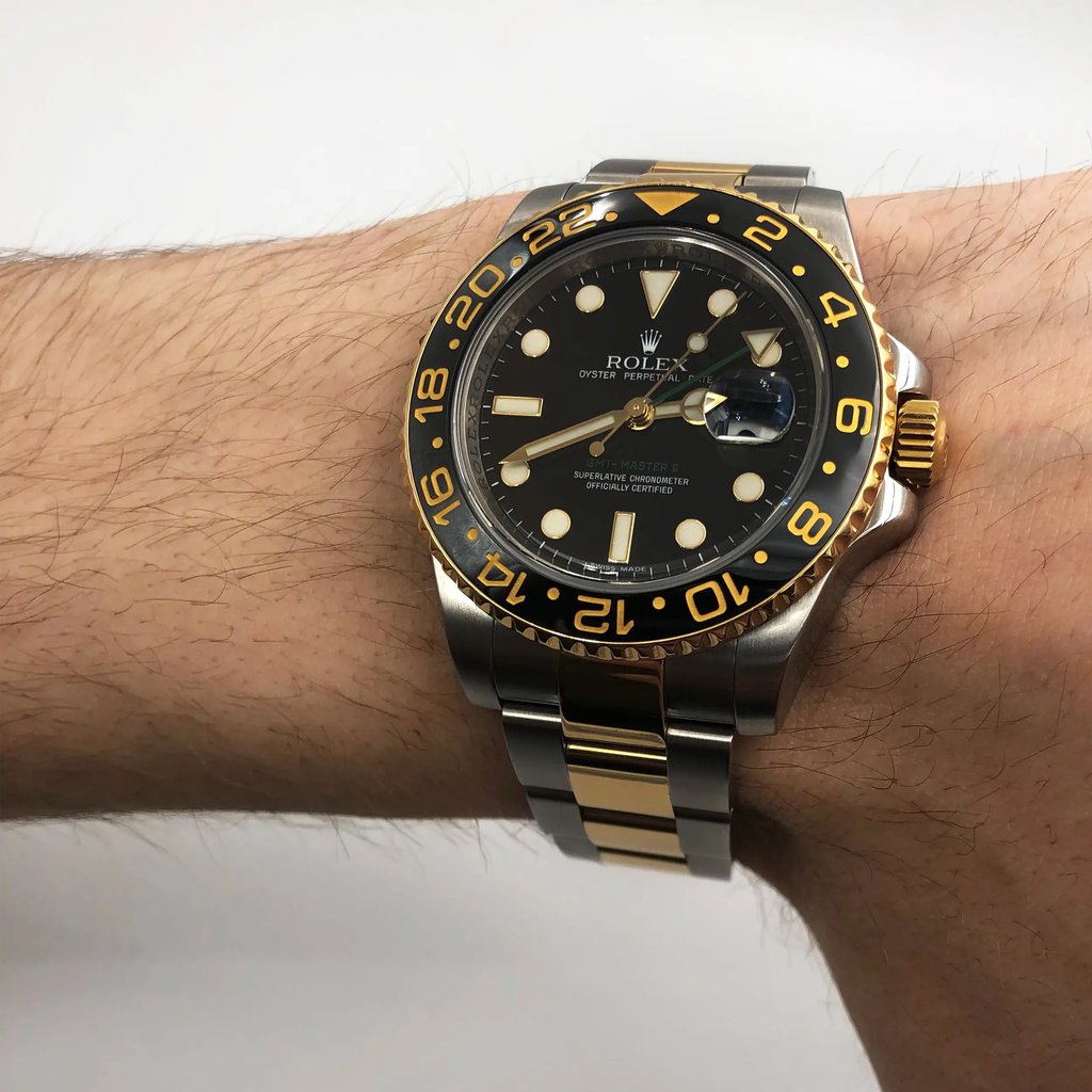8th image of Rolex 116713LN Wristwatch, PreOwned condition
