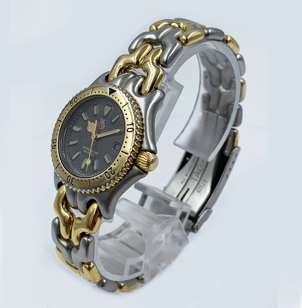 3rd image of TAG Heuer s95.215 Wristwatch, PreOwned condition