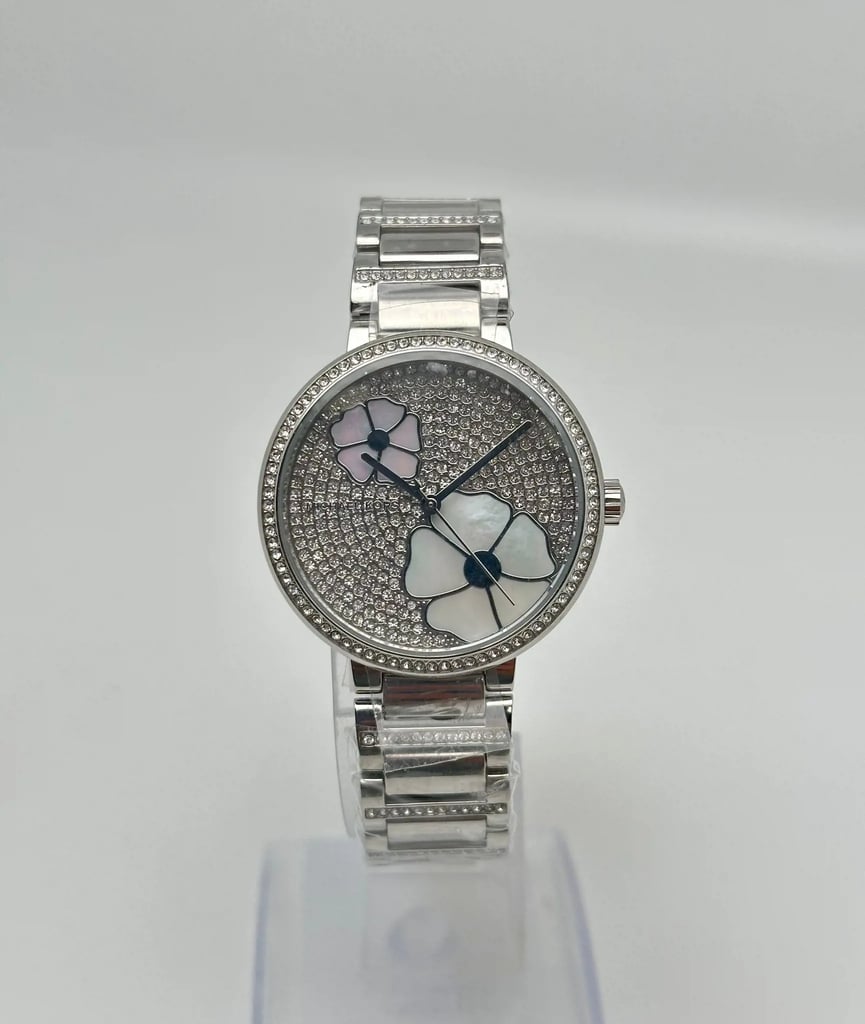 Front Full View Of Michael Kors MK3538 Stainless Steel Watch New Without Tags Condition Excellent
