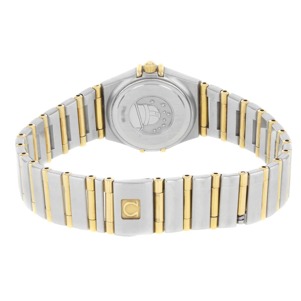 4th image of OMEGA 1267.75 Wristwatch, PreOwned condition