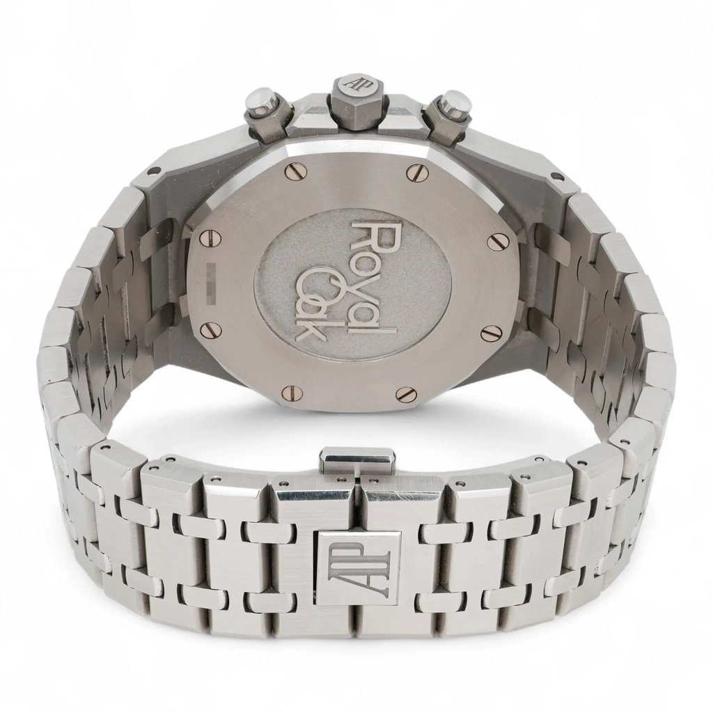Back View Of Screwback Back Case And Closed Stainless Steel Band Of Audemars Piguet 26331ST.OO.1220ST.01 Watch Pre Owned Condition