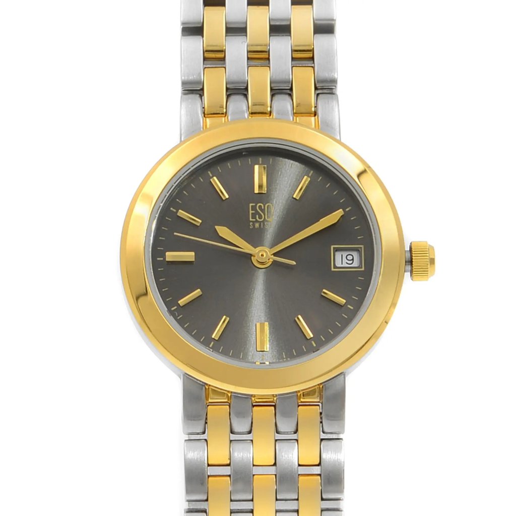 Up Close Front Facing Picture Of ESQ 07100768 Stainless Steel Watch Pre Owned Condition