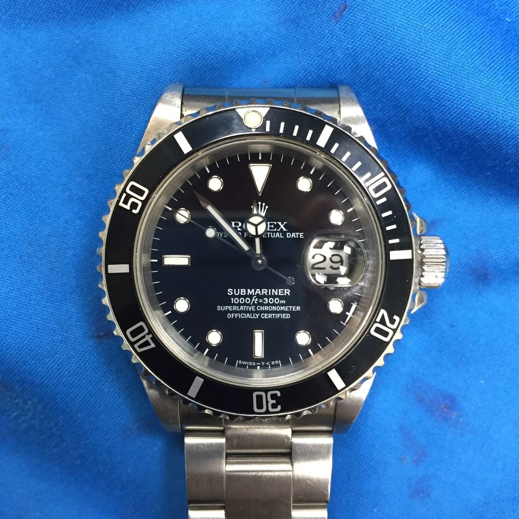 Front Full View Of Rolex 16610 Stainless Steel Watch Pre Owned Condition {Product Condition}
