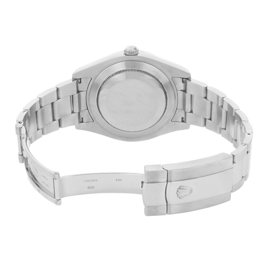4th image of Rolex 116334 wio Wristwatch, PreOwned condition