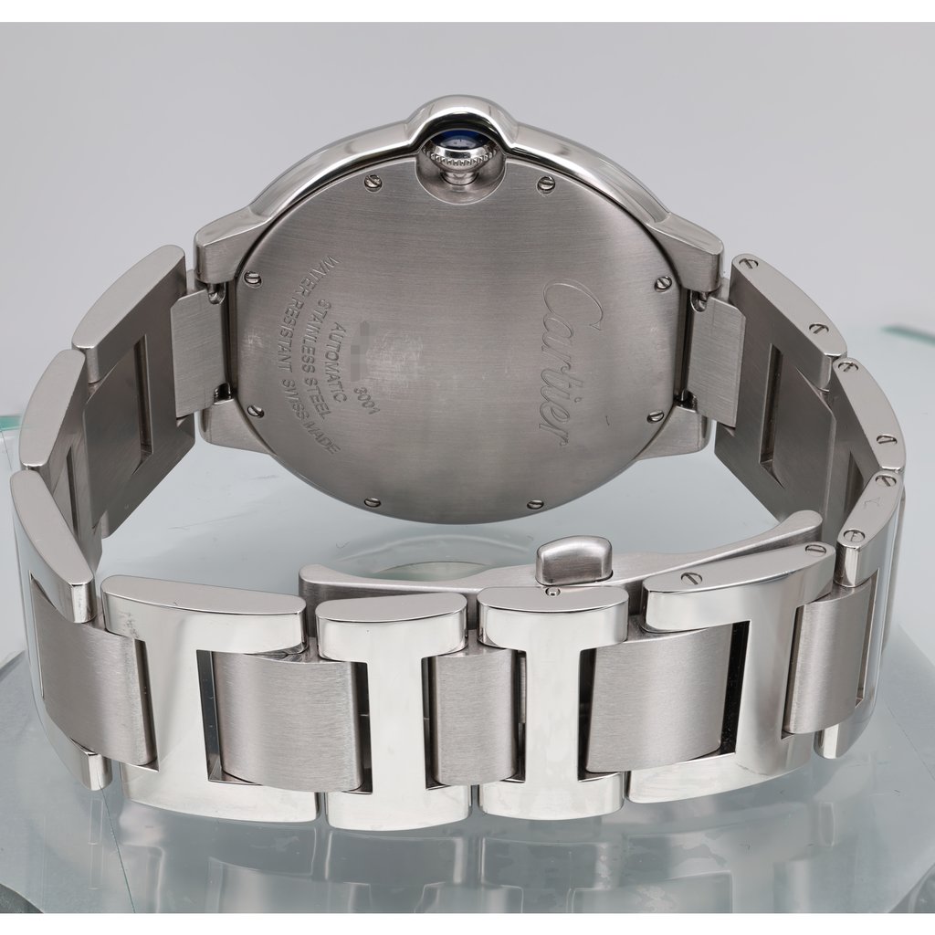 Back View Of Screwback Back Case And Closed Stainless Steel Band Of Cartier W69012Z4 Watch Pre Owned Condition