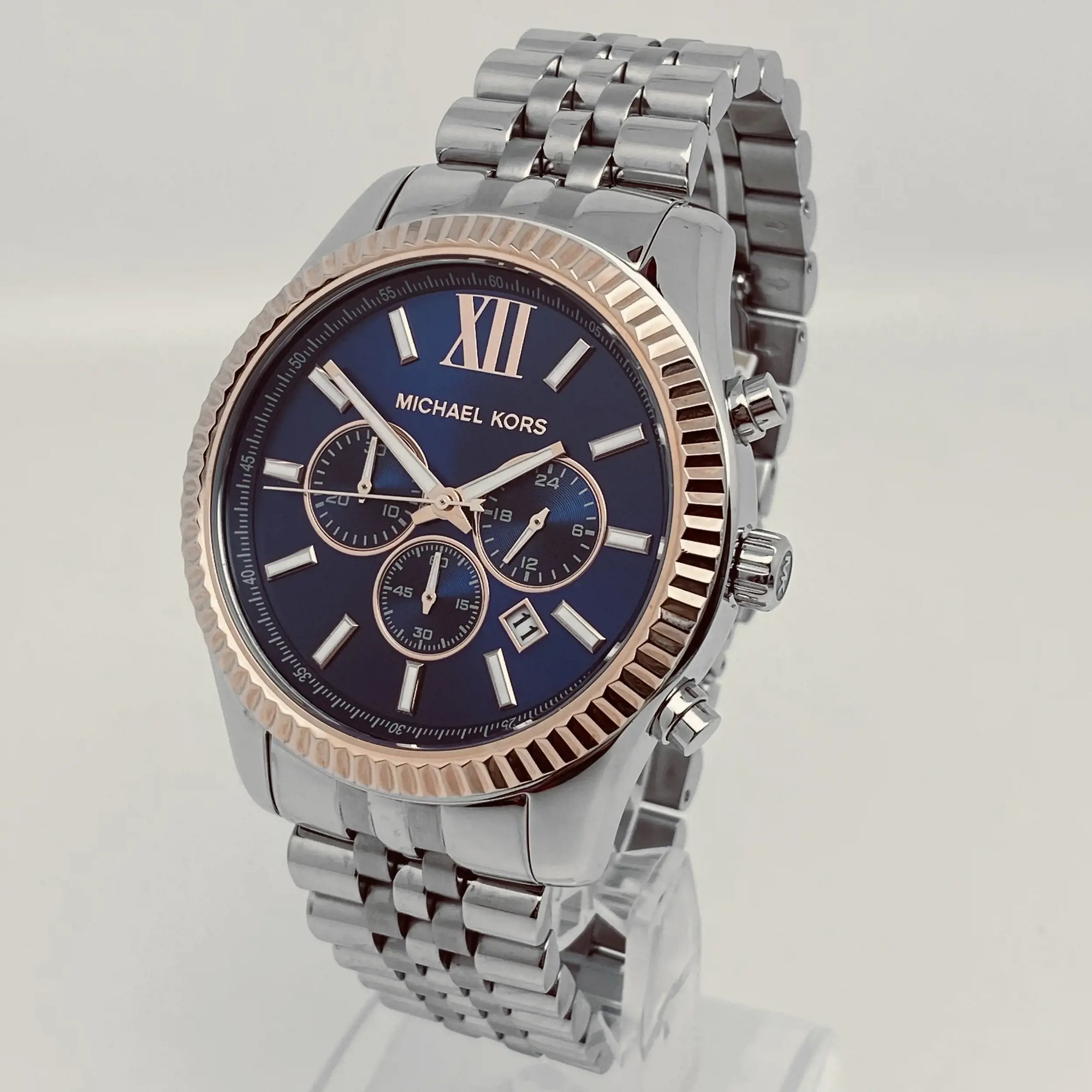 Front Full View Of Michael Kors MK8689 Stainless Steel Watch New With Defects Condition {Product Condition}