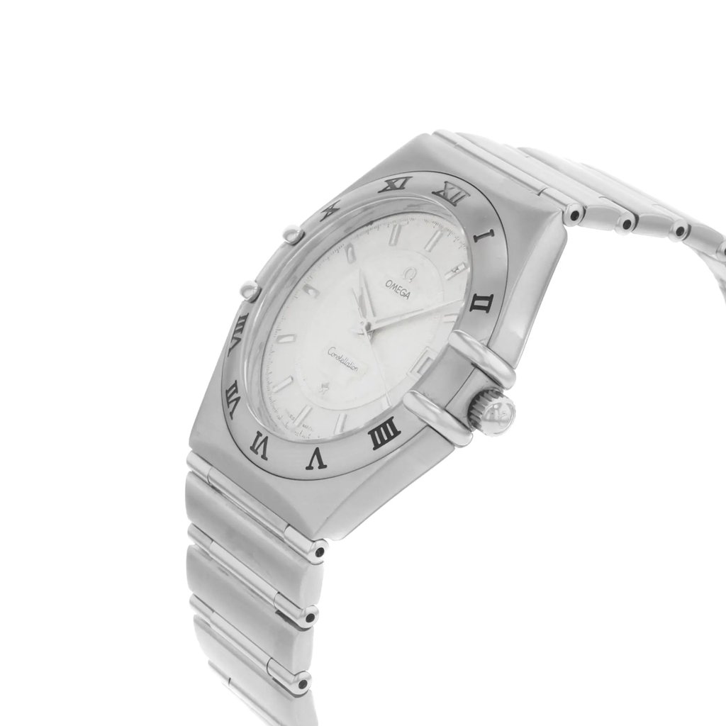 3rd image of OMEGA 1552.3 Wristwatch, PreOwned condition
