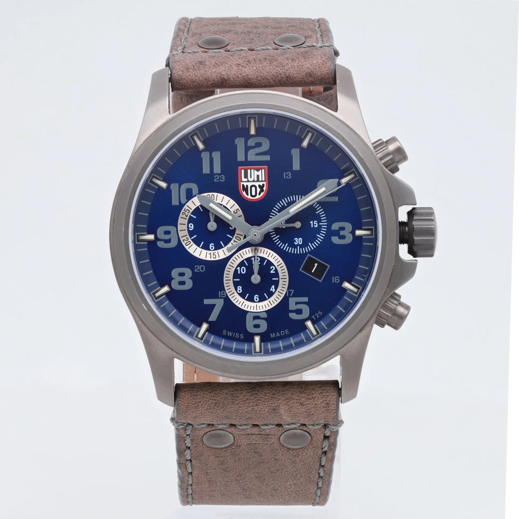 Front Full View Of Luminox XL.1943 Stainless Steel Watch Pre Owned Condition Good