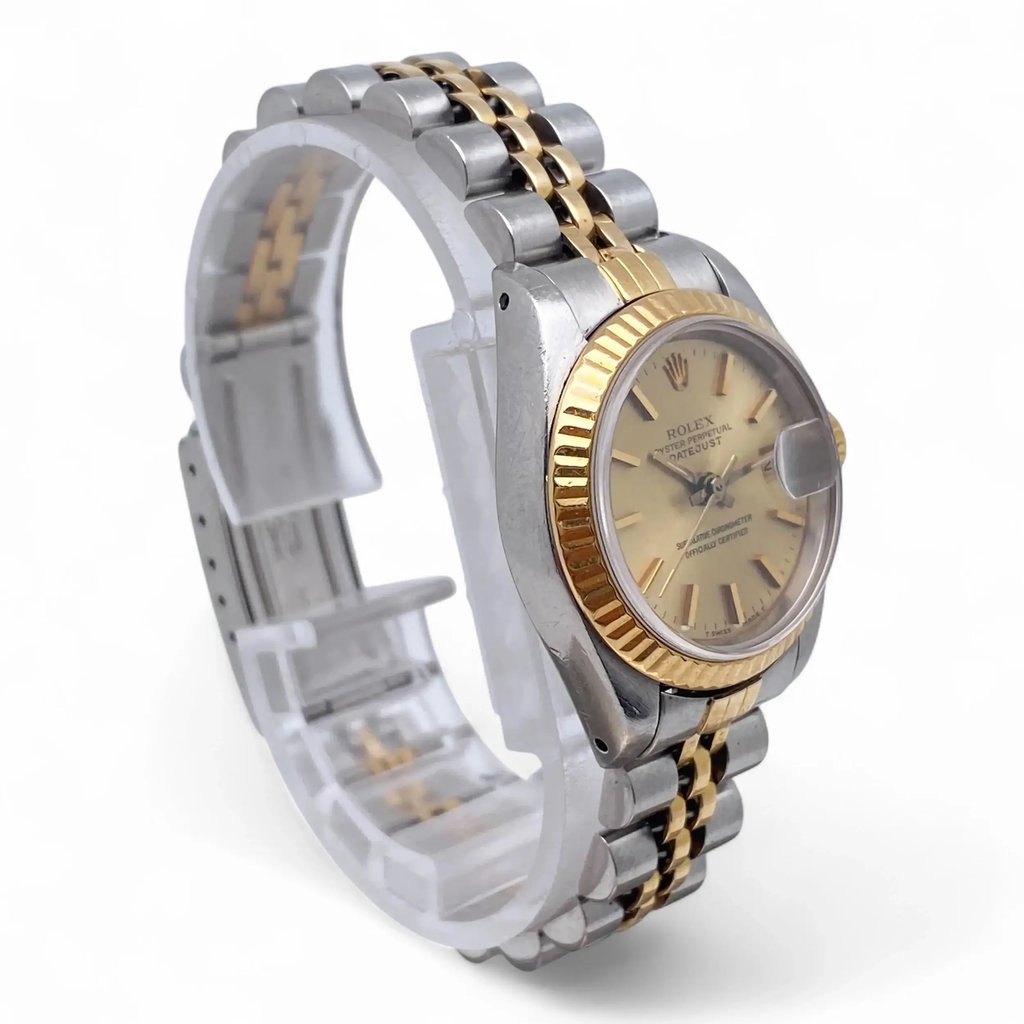 3rd image of Rolex Datejust Wristwatch, PreOwned condition