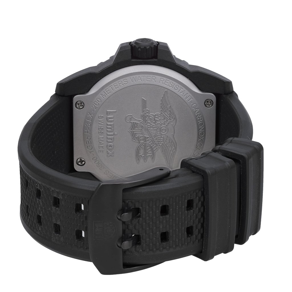 Back View Of Screwback Back Case And Closed Rubber Band Of Luminox XS.3517.NQ Watch Display Model Condition