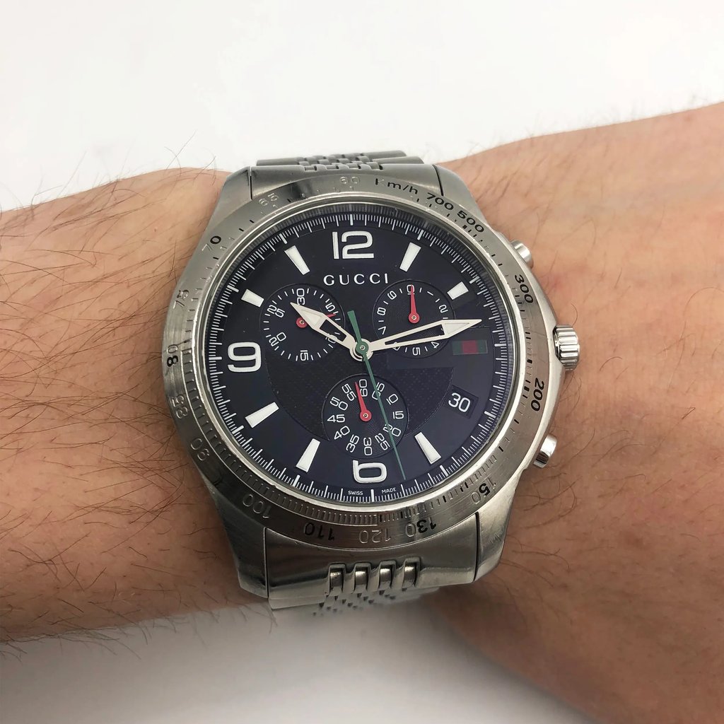 8th image of Gucci YA126221 Wristwatch, PreOwned condition