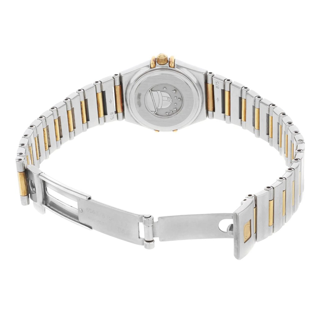 5th image of OMEGA 1365.71 Wristwatch, PreOwned condition