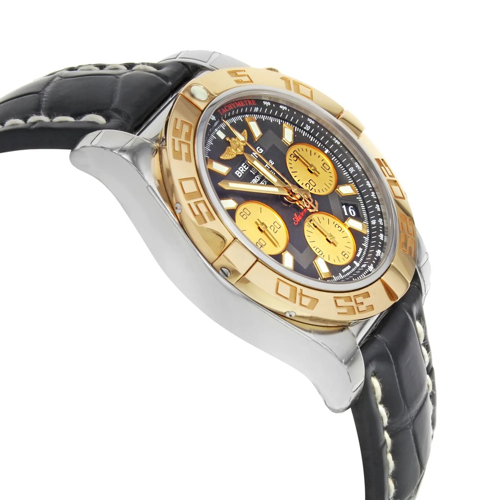 View Of Opposite Crown Facing Side Of Breitling CB014012/BA53-729P Stainless Steel Watch Display Model Condition