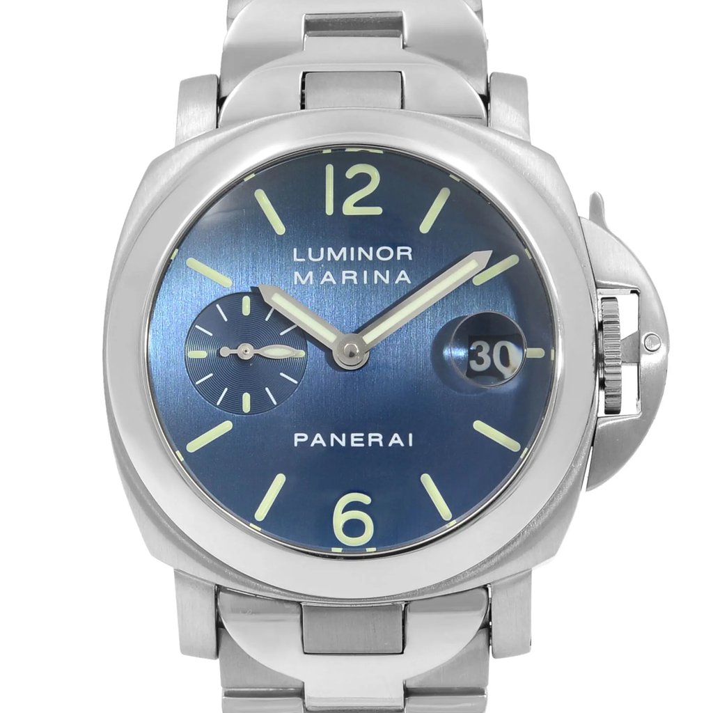 Up Close Front Facing Picture Of Panerai PAM00120 Stainless Steel Watch Pre Owned Condition