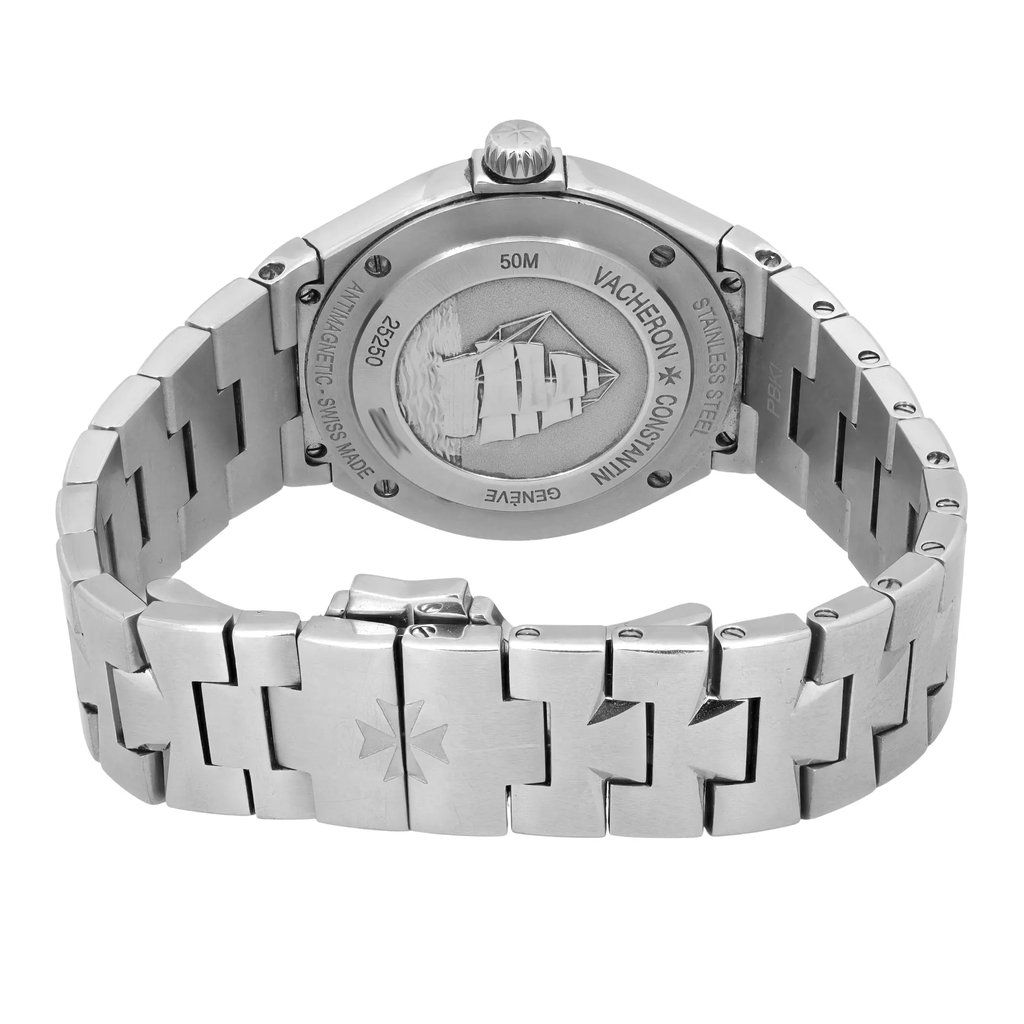 Back View Of Screwback Back Case And Closed Stainless Steel Band Of Vacheron Constantin 25250 Watch Pre Owned Condition