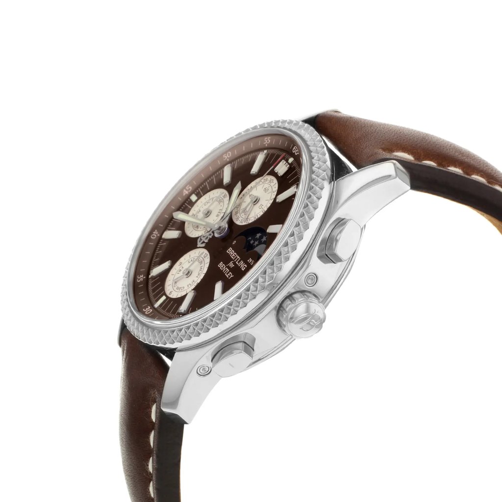 View Of Crown Facing Side Of Breitling P1936212/Q540 Stainless Steel Watch Pre Owned Condition