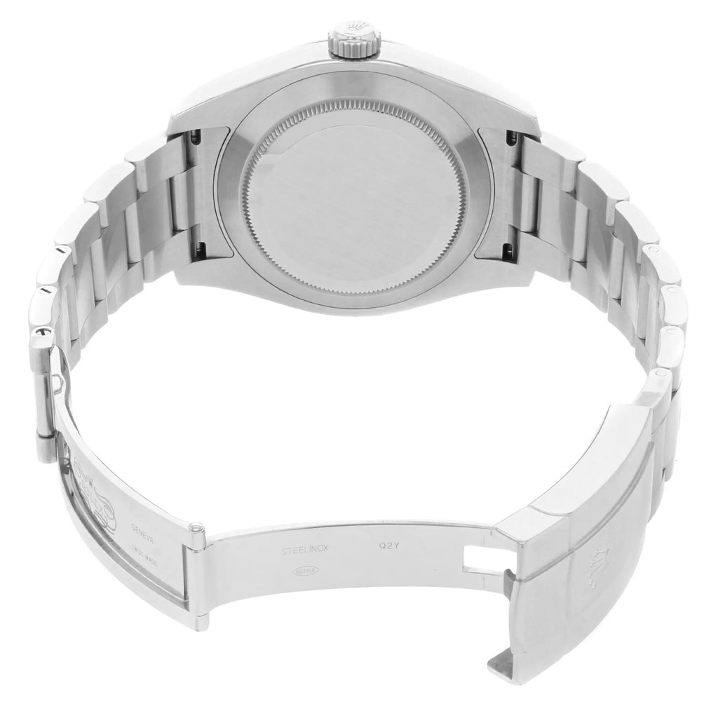 6th image of Rolex 116900 Wristwatch, PreOwned condition