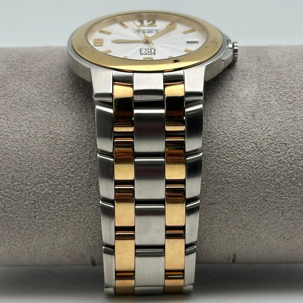 4th image of ESQ Swiss E5111 Wristwatch, PreOwned condition