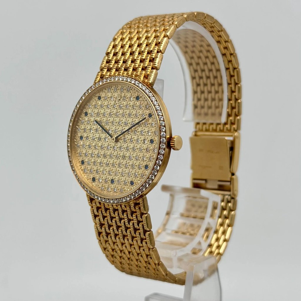 2nd image of Audemars Piguet Cobra Wristwatch, PreOwned condition