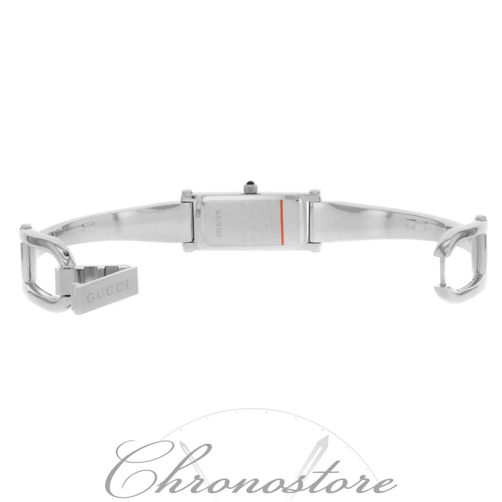 4th image of Gucci YA015563 Wristwatch, DisplayModel condition