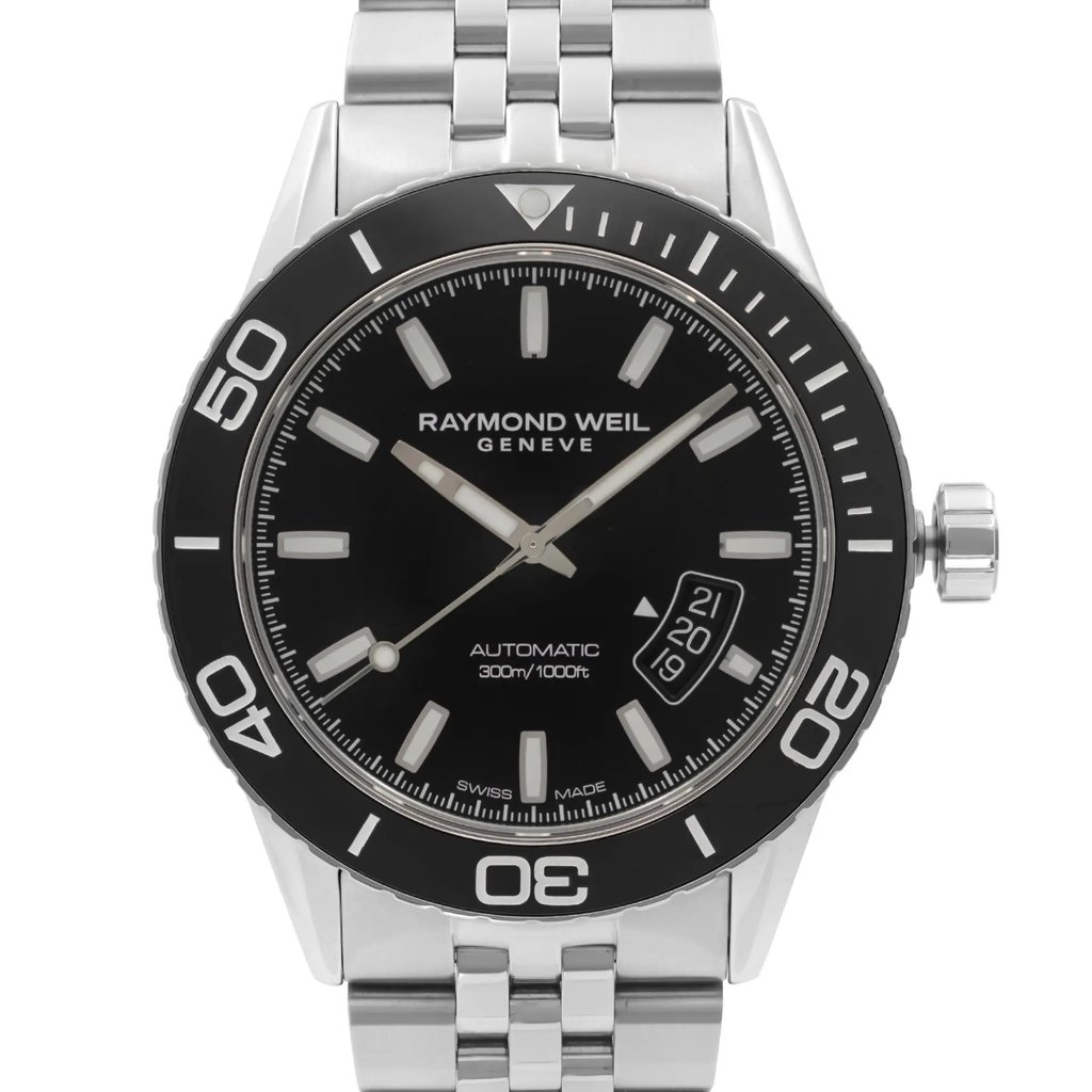 Up Close Front Facing Picture Of RAYMOND WEIL 2760-ST1-20001 Stainless Steel Watch Pre Owned Condition
