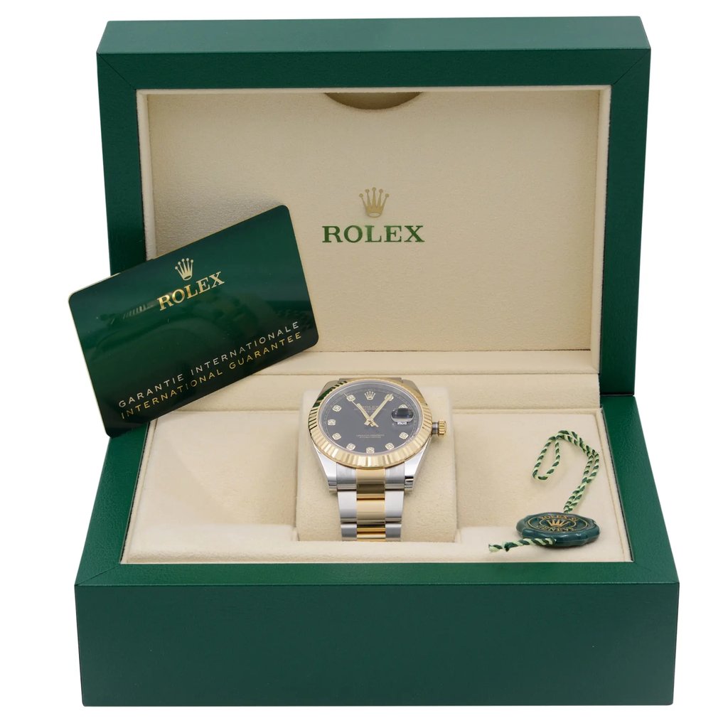  Full View Box, Documents and Rolex 12633BKDJ With Watch In The Image 