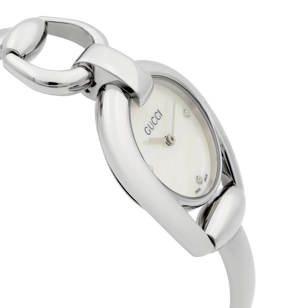 View Of Opposite Crown Facing Side Of Gucci YA139506 Stainless Steel Watch Pre Owned Condition