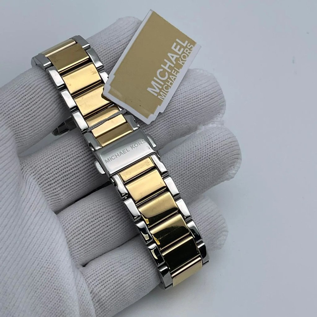 5th image of Michael Kors Michael Kors Parker Wristwatch, PreOwned condition