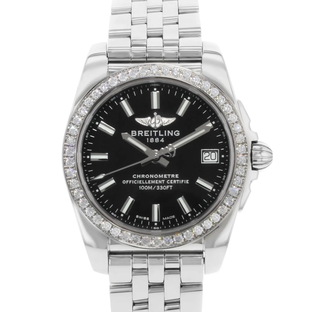 Up Close Front Facing Picture Of Breitling A7433053/BE08-376A Stainless Steel Watch Display Model Condition