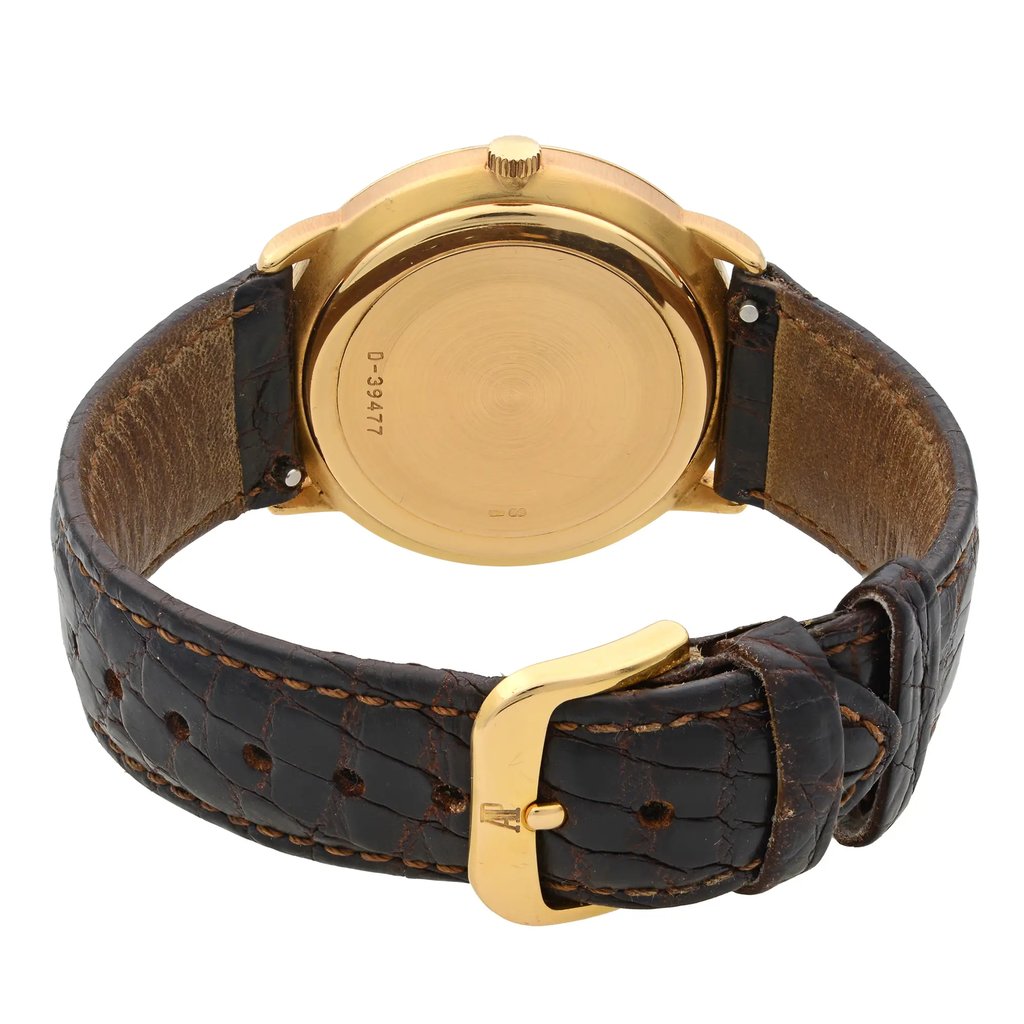 Back View Of Solid Back Case And Closed Leather Band Of Audemars Piguet 25685BA.0.0002 Watch Pre Owned Condition