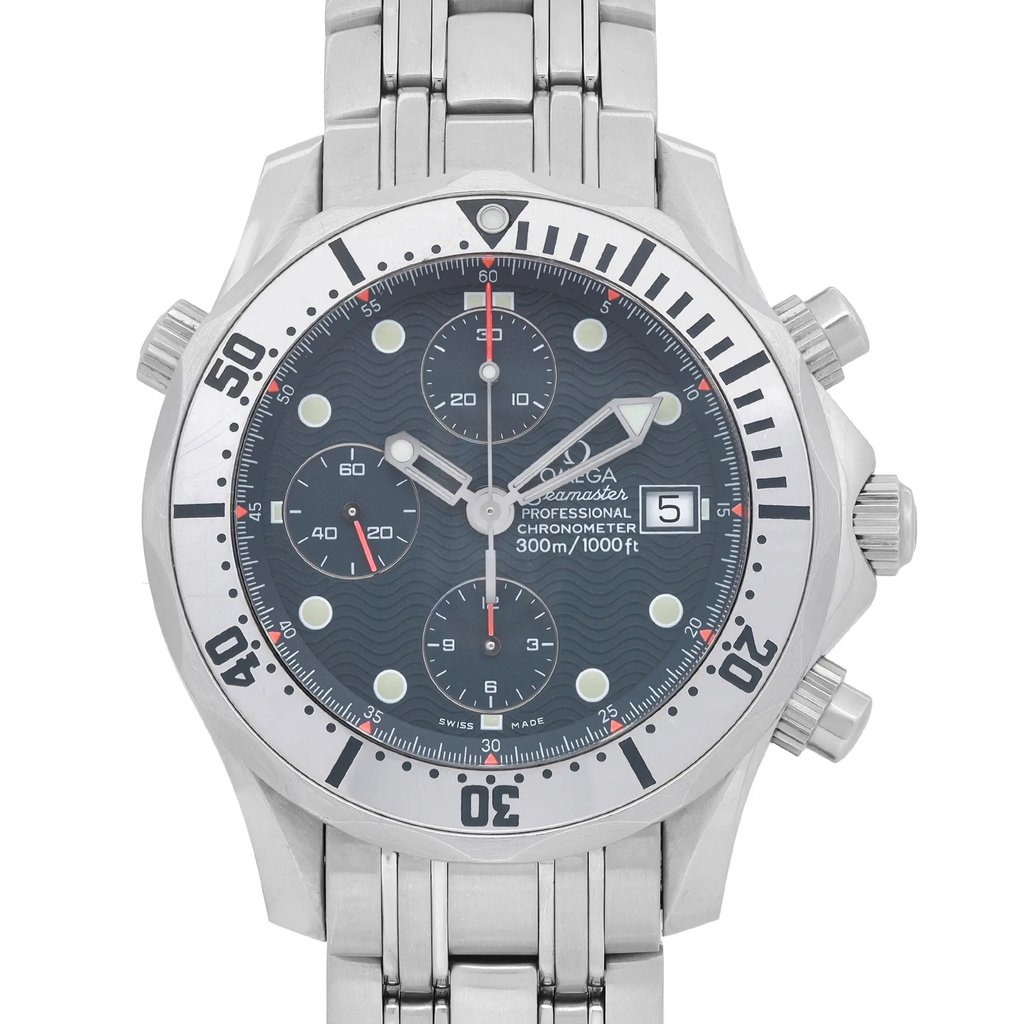 Up Close Front Facing Picture Of OMEGA 2598.80.00 Stainless Steel Watch Pre Owned Condition