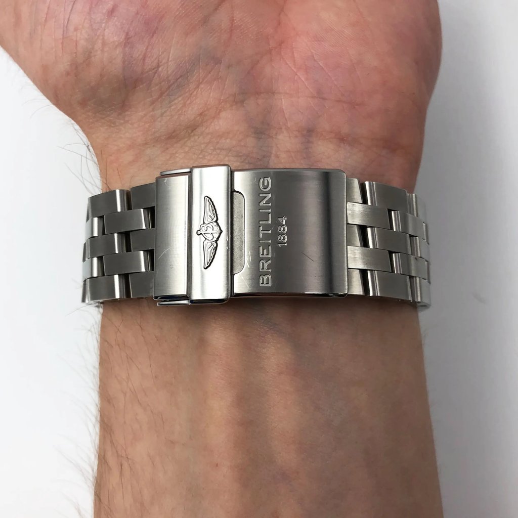 Back View Of {Caseback} Back Case And Closed Stainless Steel Band Of Breitling AB011110/BA50-377A Watch Display Model Condition