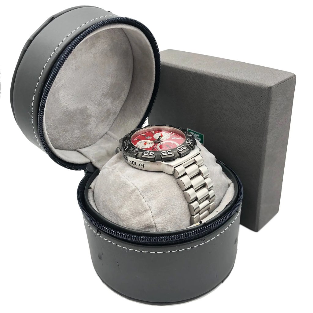 9th image of TAG Heuer CAH1112.BA0850 Wristwatch, PreOwned condition