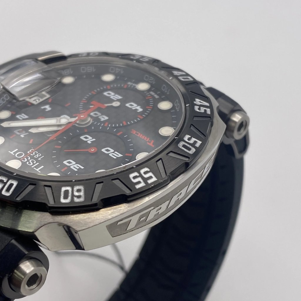 View Of Scuff On The Bezel