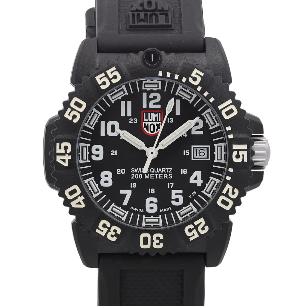 Up Close Front Facing Picture Of Luminox XS.3051.F Carbon Watch Pre Owned Condition