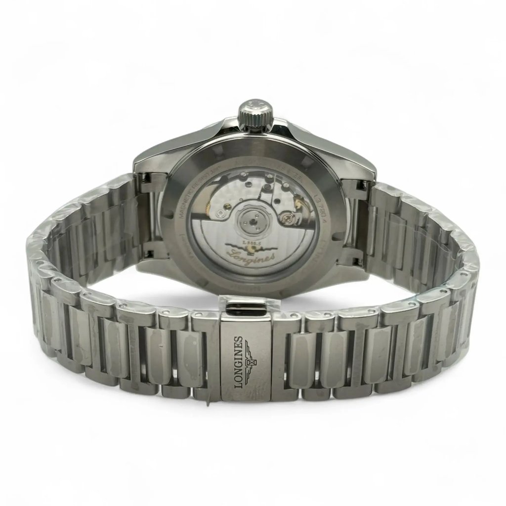 5th image of Longines Conquest Wristwatch, Unworn condition