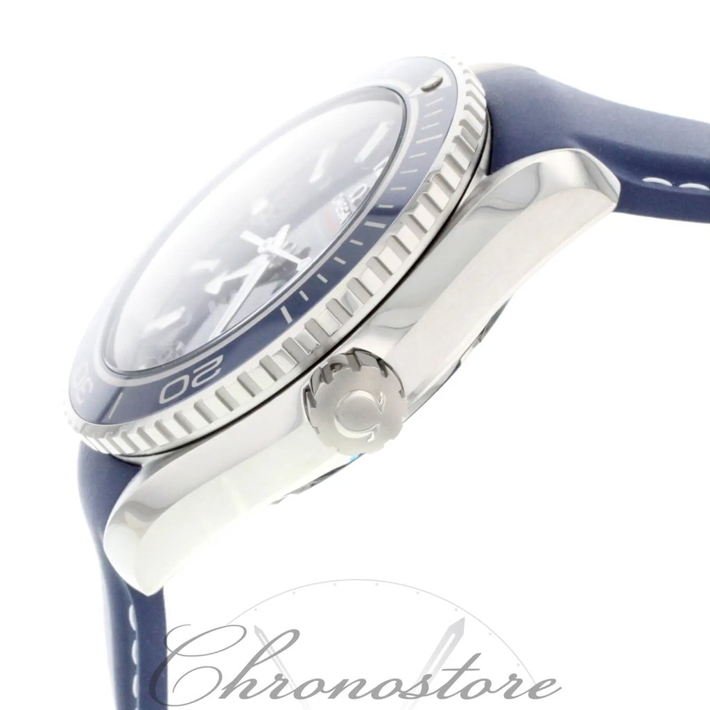 2nd image of OMEGA 232.92.46.21.03.001 Wristwatch, DisplayModel condition