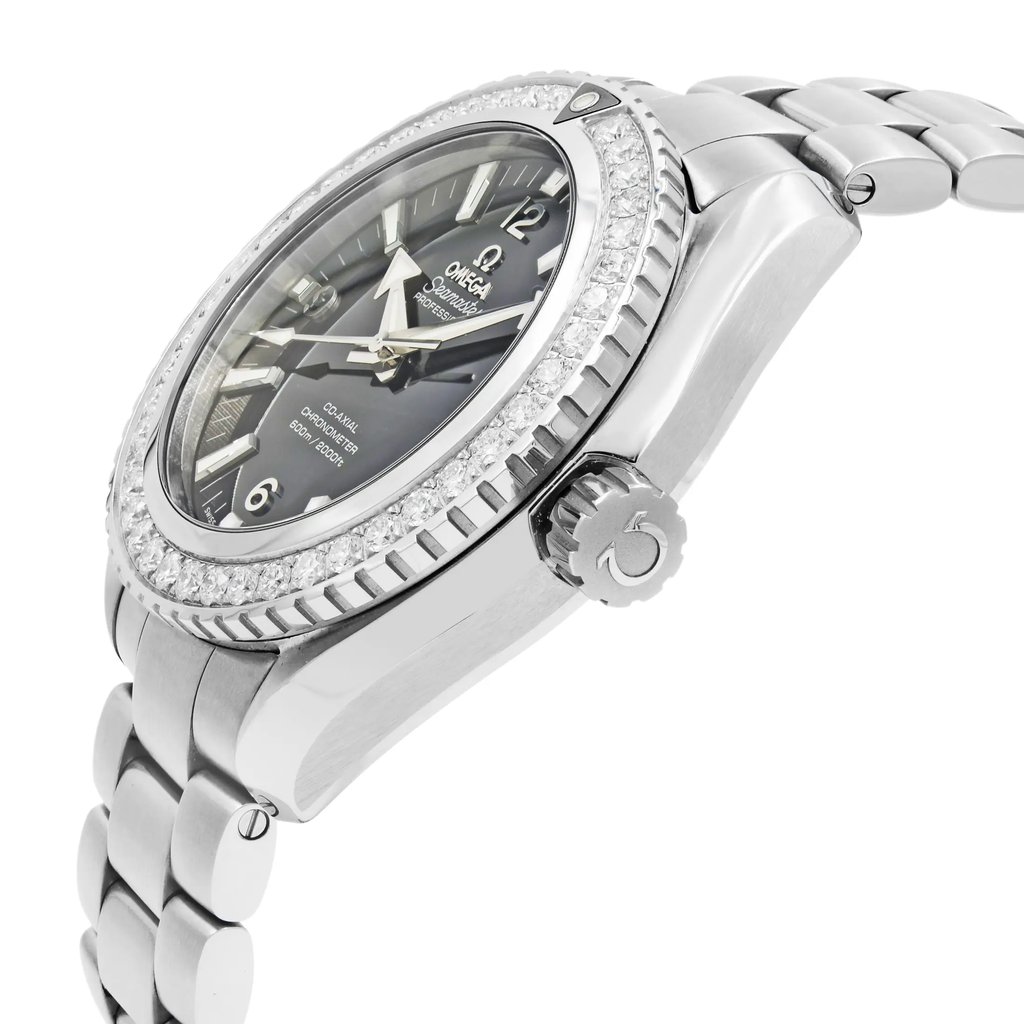 3rd image of OMEGA 232.15.46.21.01.001 Wristwatch, DisplayModel condition