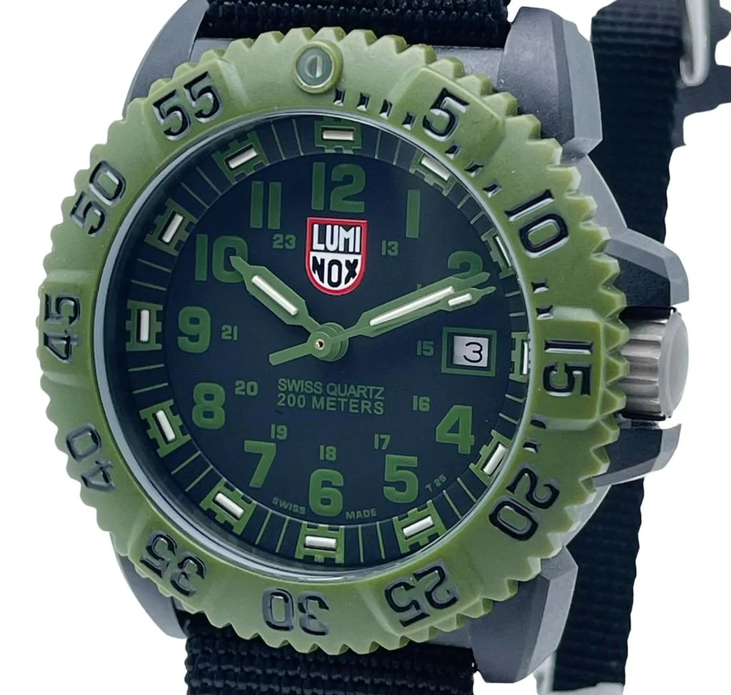 Up Close Front Facing Picture Of Luminox XS.3041 Carbon Watch Pre Owned Condition