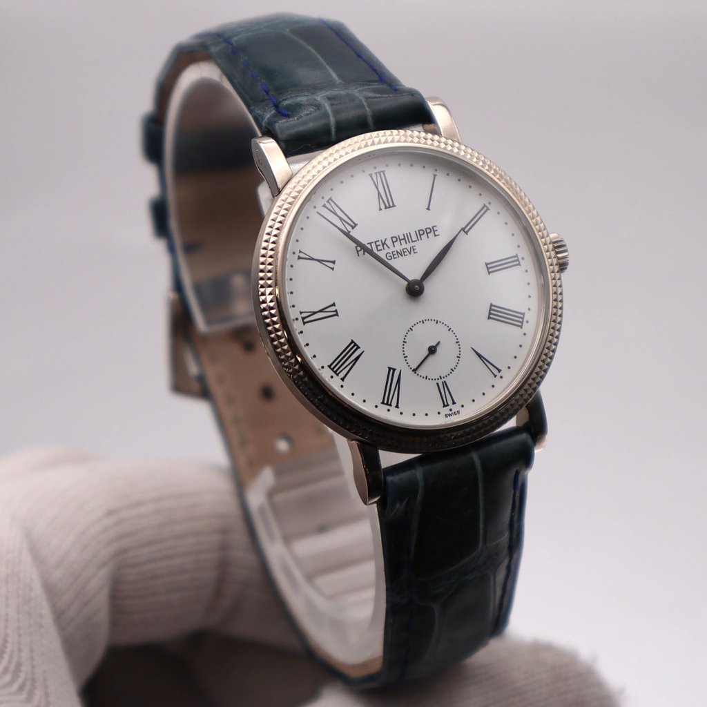 2nd image of Patek Philippe  Patek Philippe Calatrava Wristwatch, PreOwned condition