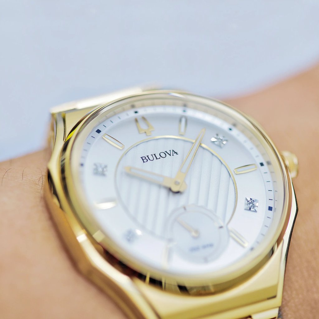 7th image of Bulova 97P136 Wristwatch, DisplayModel condition