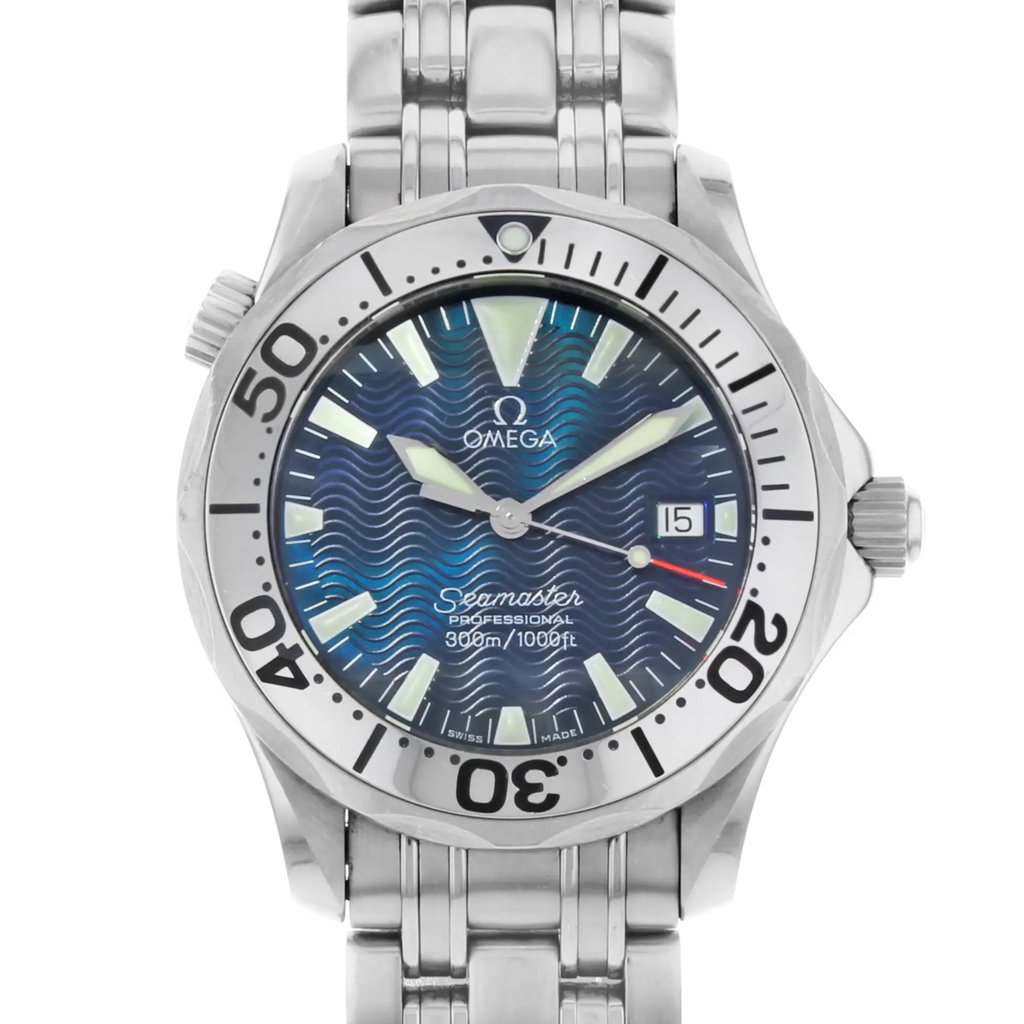 2nd image of OMEGA 2562.80.00 Wristwatch, PreOwned condition