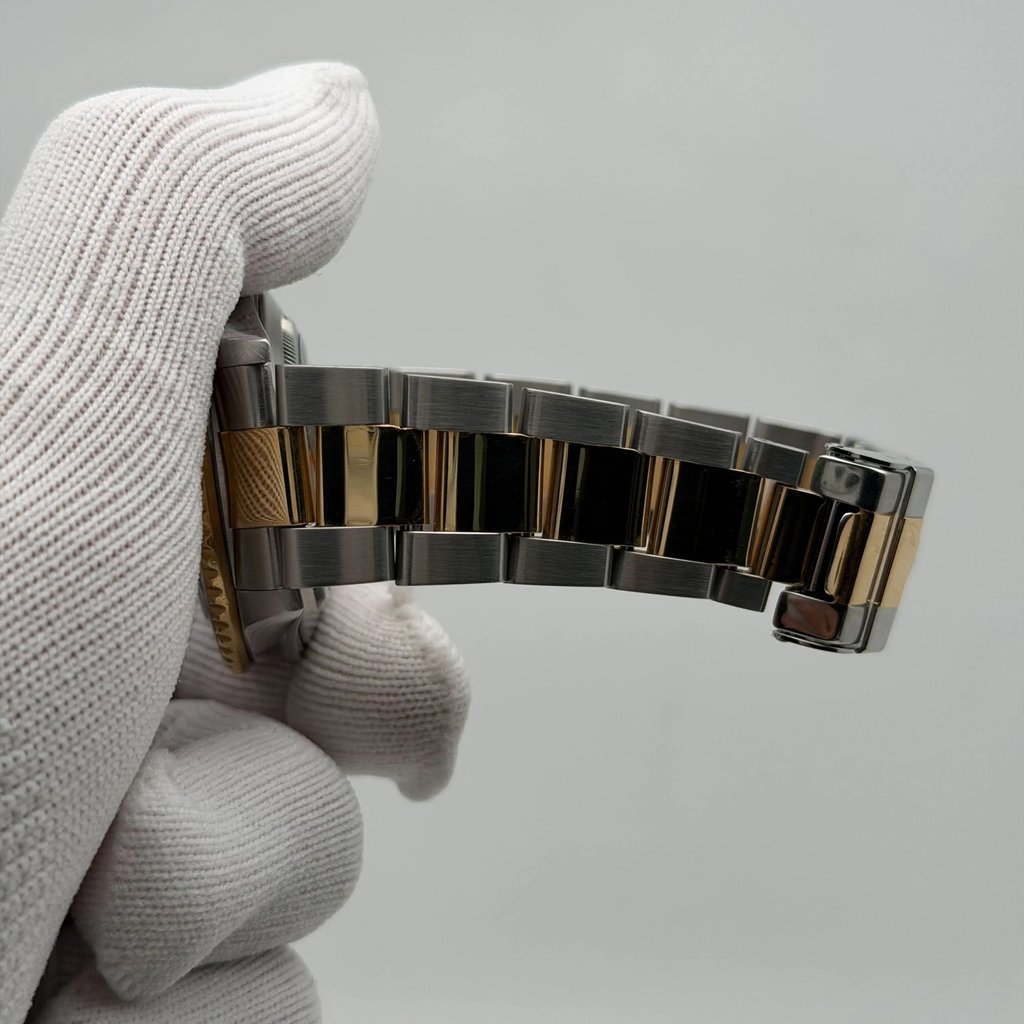6th image of Rolex Submariner Wristwatch, PreOwned condition
