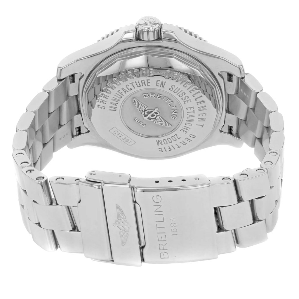 Back View Of {Caseback} Back Case And Closed Stainless Steel Band Of Breitling C1739112.BA77.163A Watch Pre Owned Condition