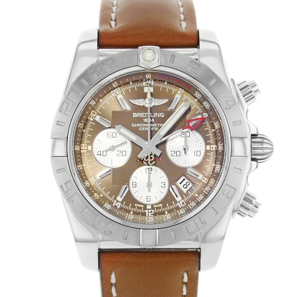 Up Close Front Facing Picture Of Breitling AB042011/Q589-437X Stainless Steel Watch Display Model Condition