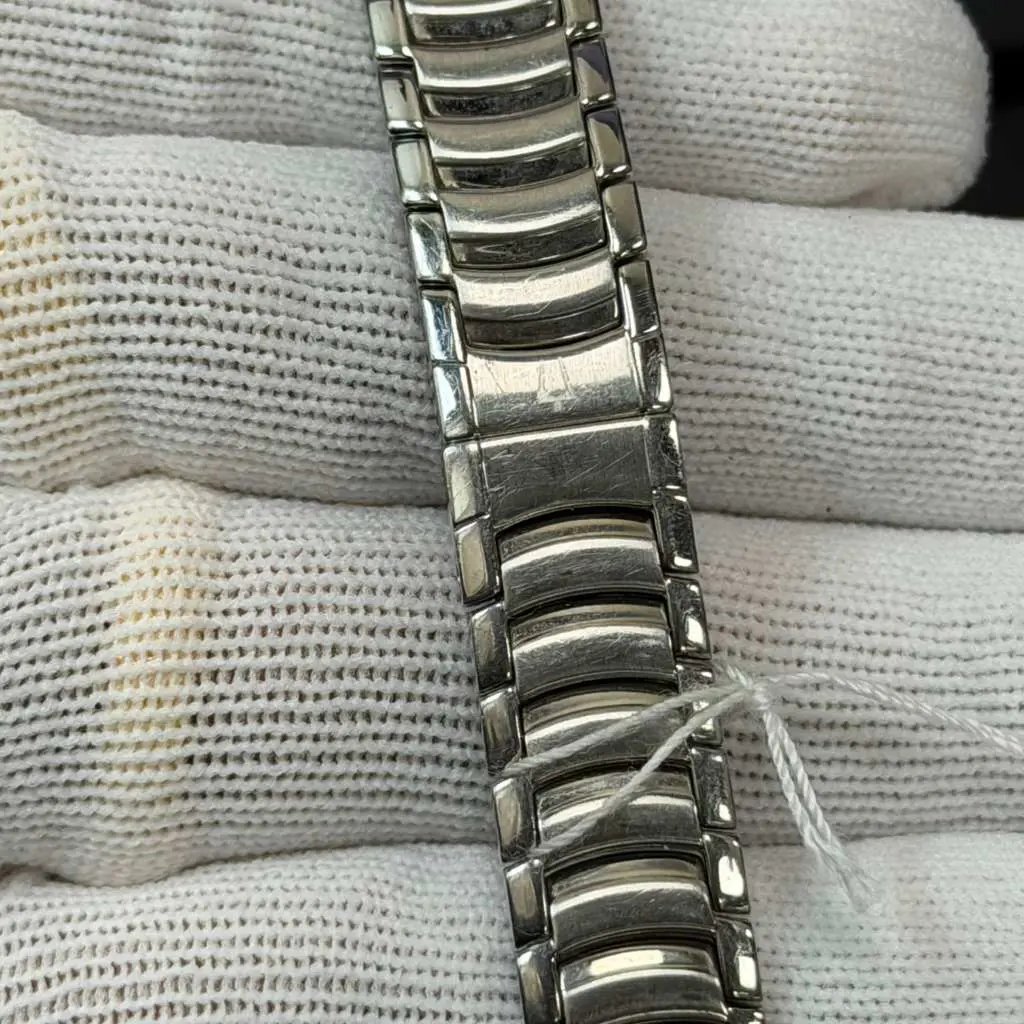 4th image of Bulova Bulova 96P20 Wristwatch, PreOwned condition