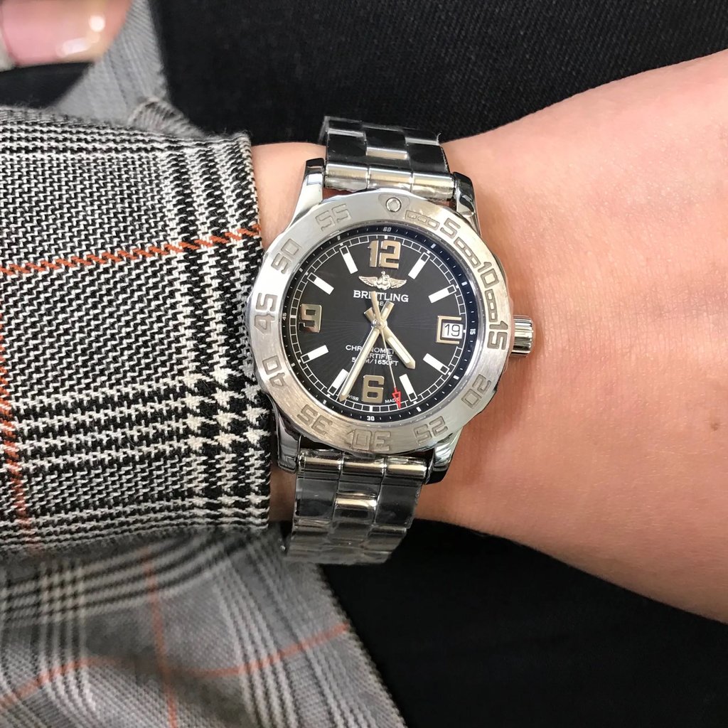 7th image of Breitling A7738711/BB51-158A Wristwatch, DisplayModel condition