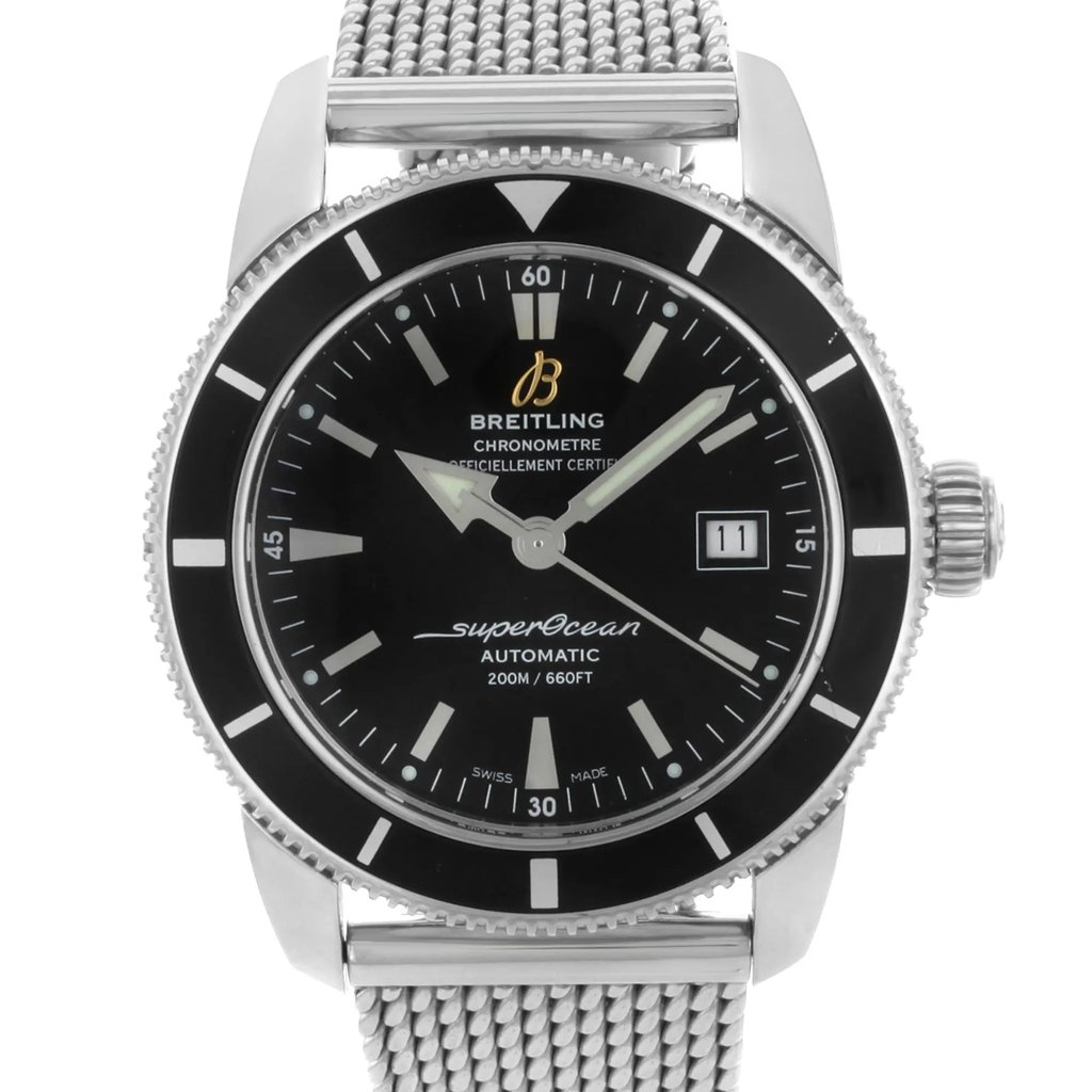 Up Close Front Facing Picture Of Breitling A1732124/BA61-154A Stainless Steel Watch Pre Owned Condition